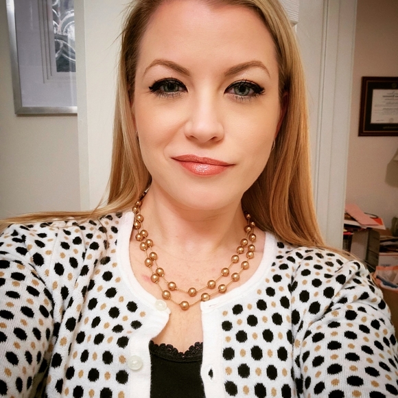 Meet your Posher, Liz - Picture 9 of 16